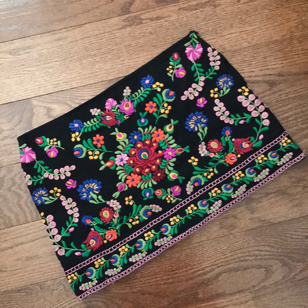 Zara Embroidered Skirt
